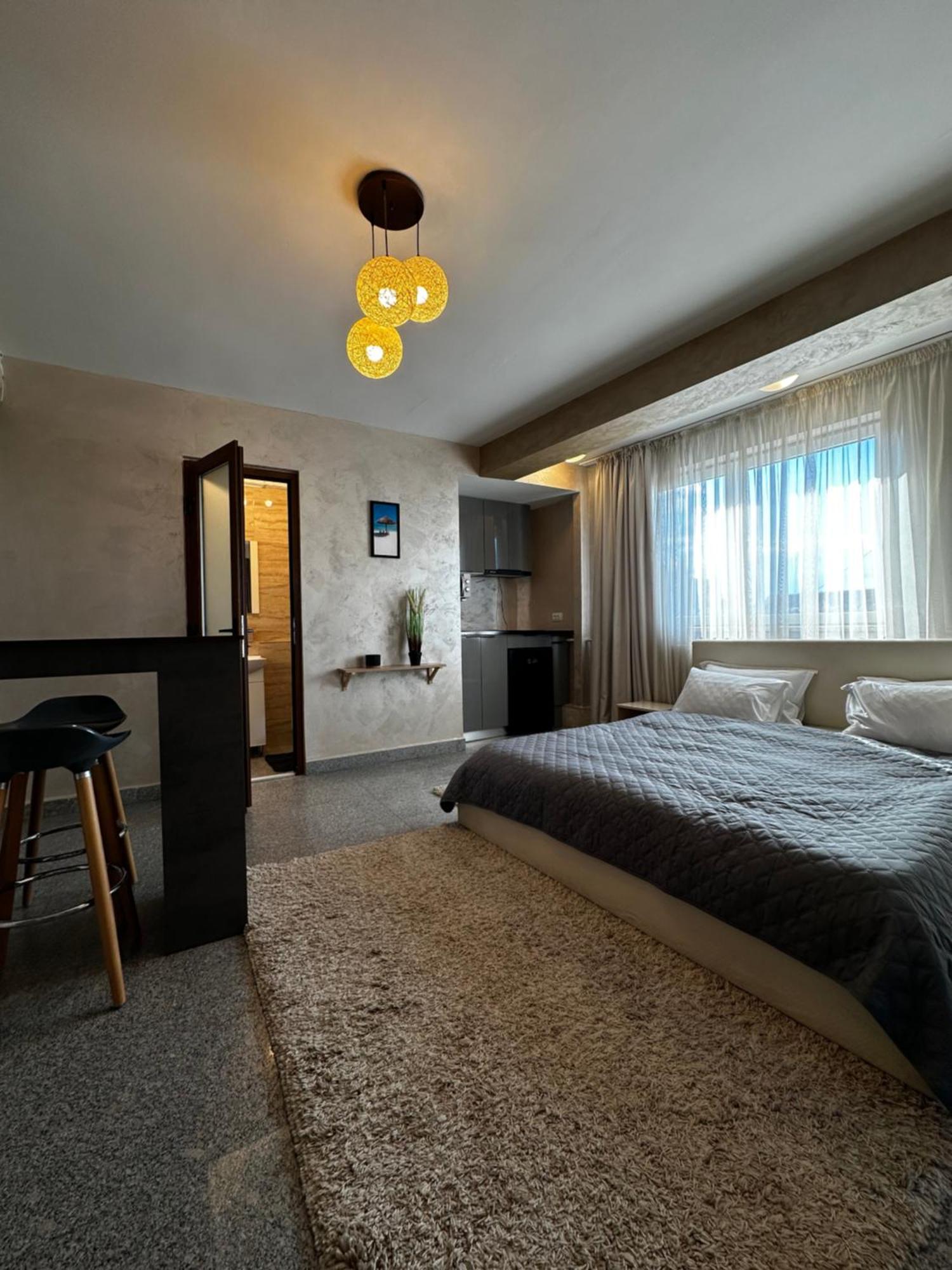 Central Residence Констанца Экстерьер фото